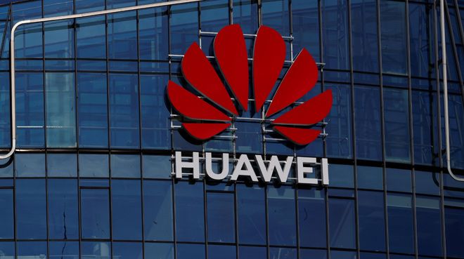 Çinli Huawei Cep Telefonu Firması Apple'yi Koltuğundan İndirdi 