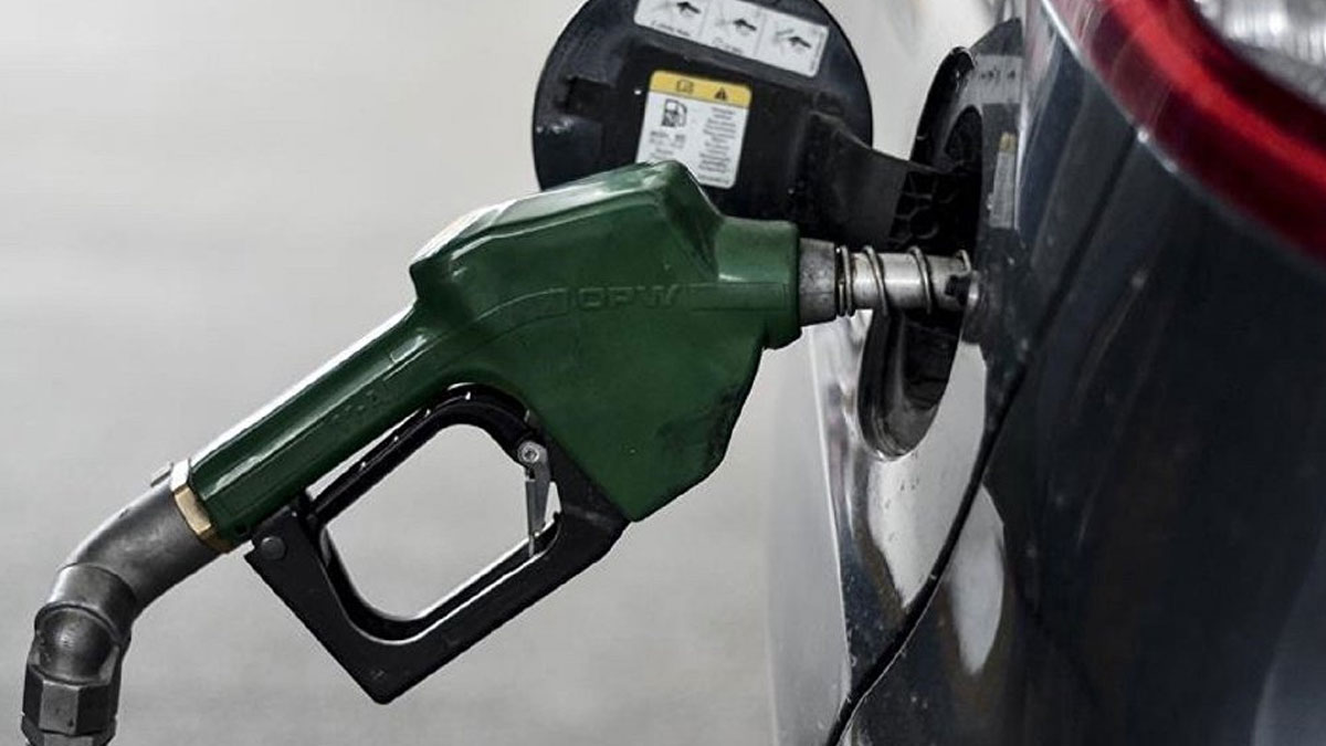 Benzin ve Motorin Pompa fiyatlar?na bayram da indirim g�z�kt� 