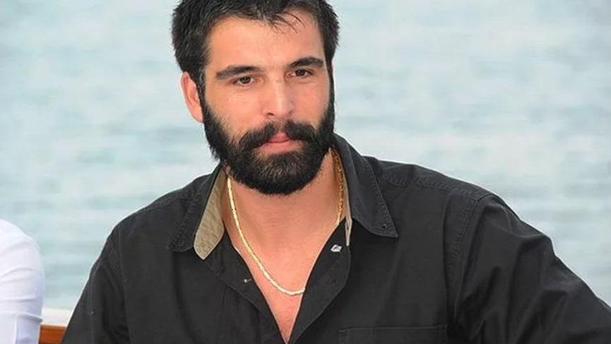 Trk Bayra??na Hakaret Eden Mehmet Akif Alakurt'a ?ok Karar 