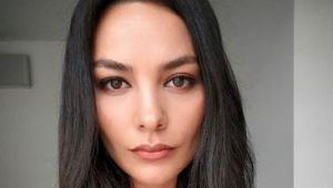 Show TV Zemheri Dizisi Berrak Hazal Filiz K���kk�se Kimdir,Nereli,Ka� Ya??nda?