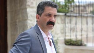 ATV Karde?lerim Dizisinde Orhan Eren Rolndeki Cneyt Mete Kimdir,Nereli,Ka Ya??nda?