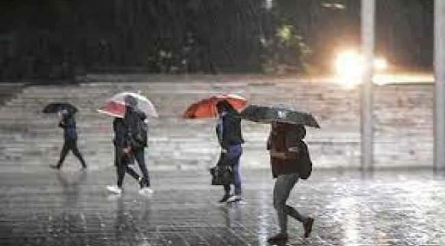 Meteoroloji 11 Mart Per?embe O Saatler ?çin ?stanbul'u Uyard? Ya?mur Poyraz Etkili Olacak