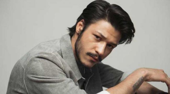 Show TV Cam Tavanlar Dizisinde Cem Rol�ndeki Kubilay Aka Kimdir,Nereli,Ka� Ya??nda?