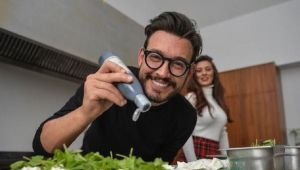 TV8 Masterchef Trkiye Jri yesi Danilo Zanna Kimdir,Aslen Nereli,Ka Ya??nda,Evli mi?