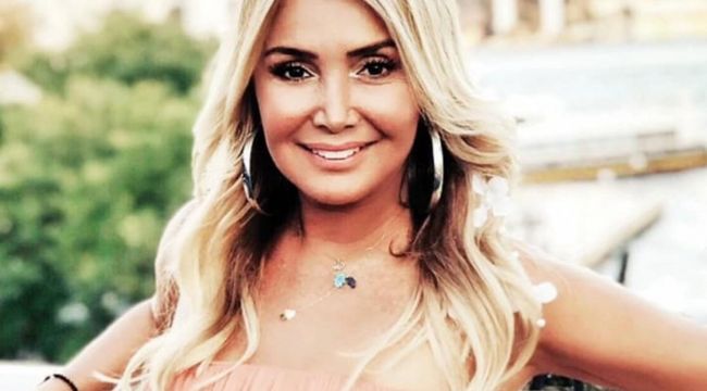 Ünlü Sanatç? Yonca Evcimik'in Dünyas? Ba??na Y?k?ld?, Annesi O Nedenle Vefat Etti ?ddias?