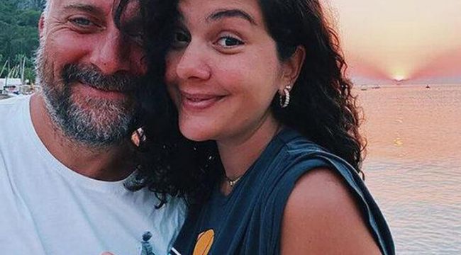 3. Bebe?i Leyla'ya Hamile Olan Bergüzar Korel Halit Ergenç ?le ''Bebek Anla?mas?'' Yapt?