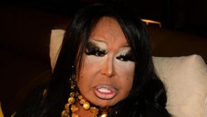 Babas? D?erek Apar Topar Hastaneye Kald?r?lan Blent Ersoy'un Dnyas? Ba??na Y?k?ld? 