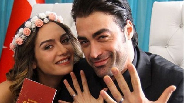 Birce Akalay ?le Sarp Levento?lu A?k? Bitiyor ?ddias? 