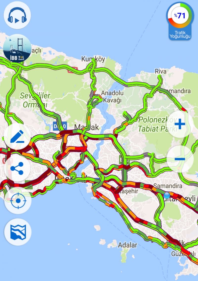 ?stanbul'da Cuma ve 23 Nisan Tatili Ba?lay?nca Trafik Fel Oldu,Yo?unluk Yzde 70'lere Ula?t? 