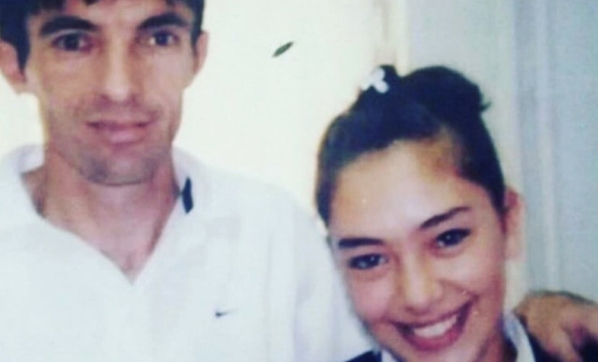 Gzel Oyuncu Neslihan Atagl'n Liseli Sevgilisi ?ok Etti,Bak?n Neler Syledi 