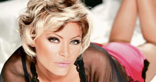Seray Sever Eray Snbl ifti Bodrum'da Bugn Dnya Evine Giriyor,Seray Sever Kimdir Ya?? ?
