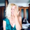 Zay?flamaktan ??ne ?pli?e Dnen Ye?im Ceren Bozo?lu Dekolteli Bluzu ?le ?ok Etti 