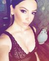 Kat?ld??? Gecede Derin Dekoltesi ?le Yrek Hoplatan Hadise Sosyal Medyay? Aya?a Kald?rd?, Kimdir?